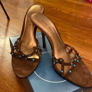 Nine West brown suede shoes